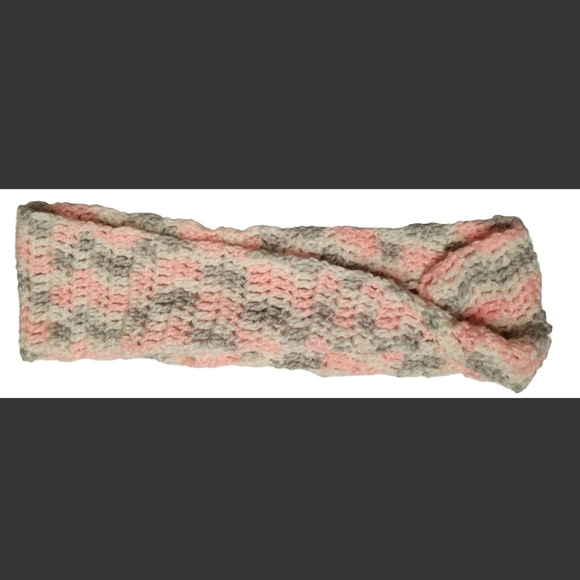 Handmade Crochet Beanie Hat And Scarf pink gray white - Picture 10 of 12